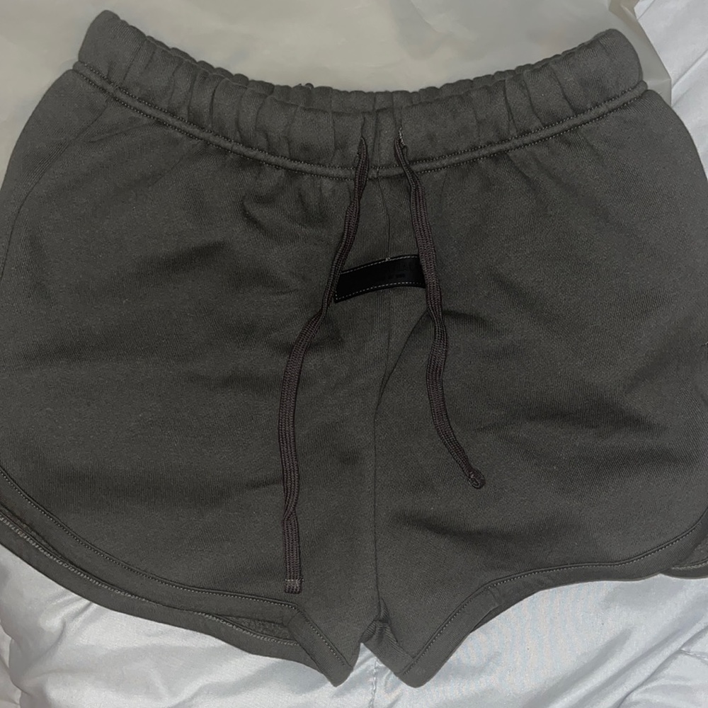 Fear of God Essentials Shorts Size Small